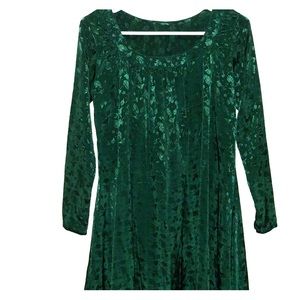 3/$50 🌈🌈🌈Beautiful Dark Green short dress
